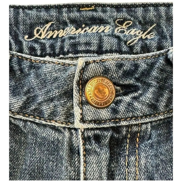 American Eagle Size 2 Shortie Distressed Cutoff Jean‎ Shorts - Picture 3 of 6